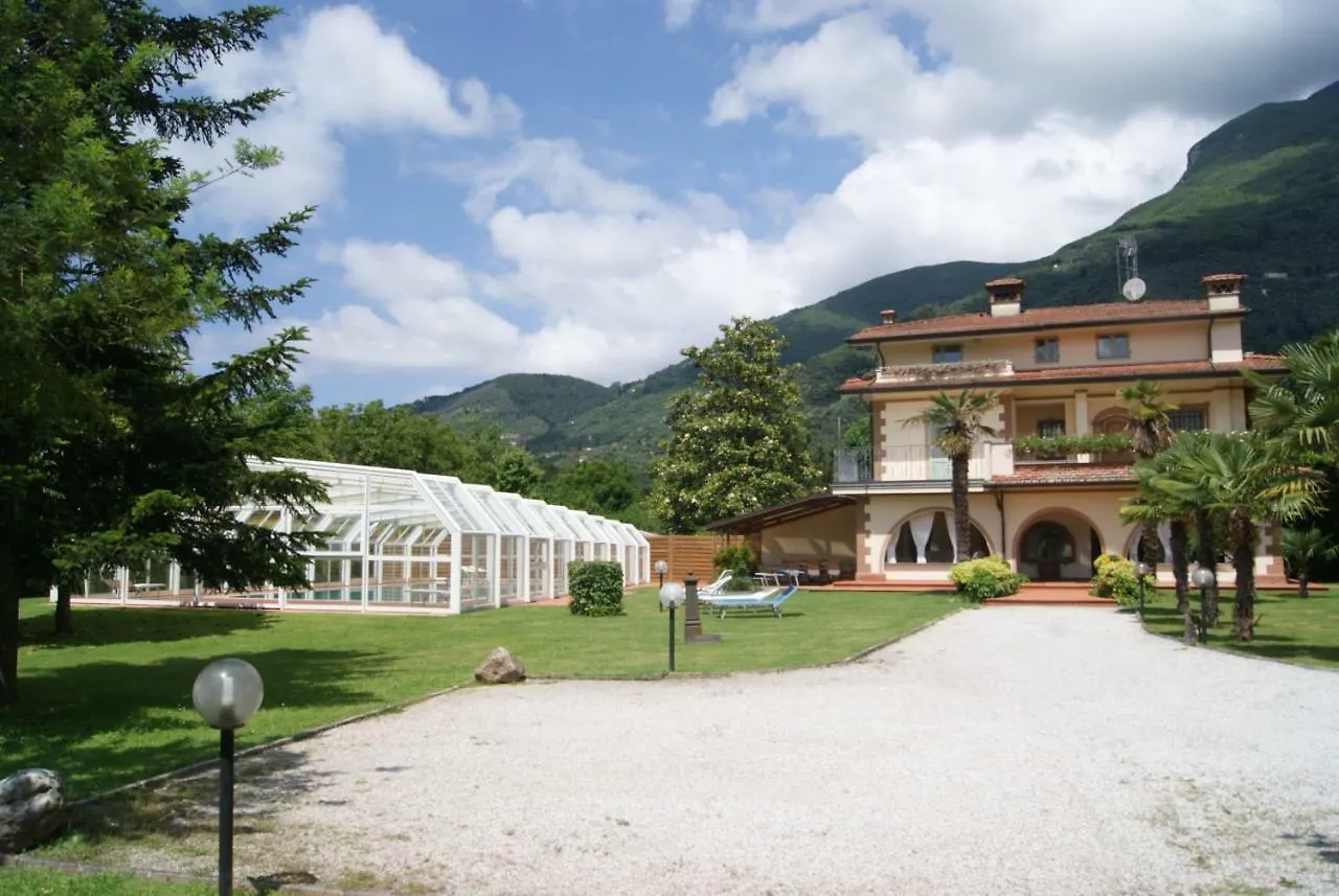 Queen Villa Camaiore